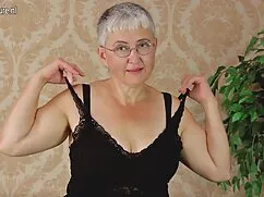 Meşe joi turbanli yasli kadin porno