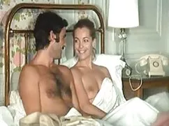 Büyük bir türkçe kadın pornosu horoz ile güzel çılgın kadın